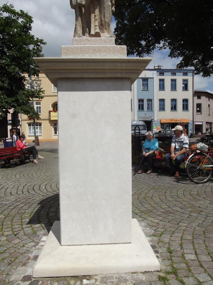 Renowacja rzeźby św. Nepomucena