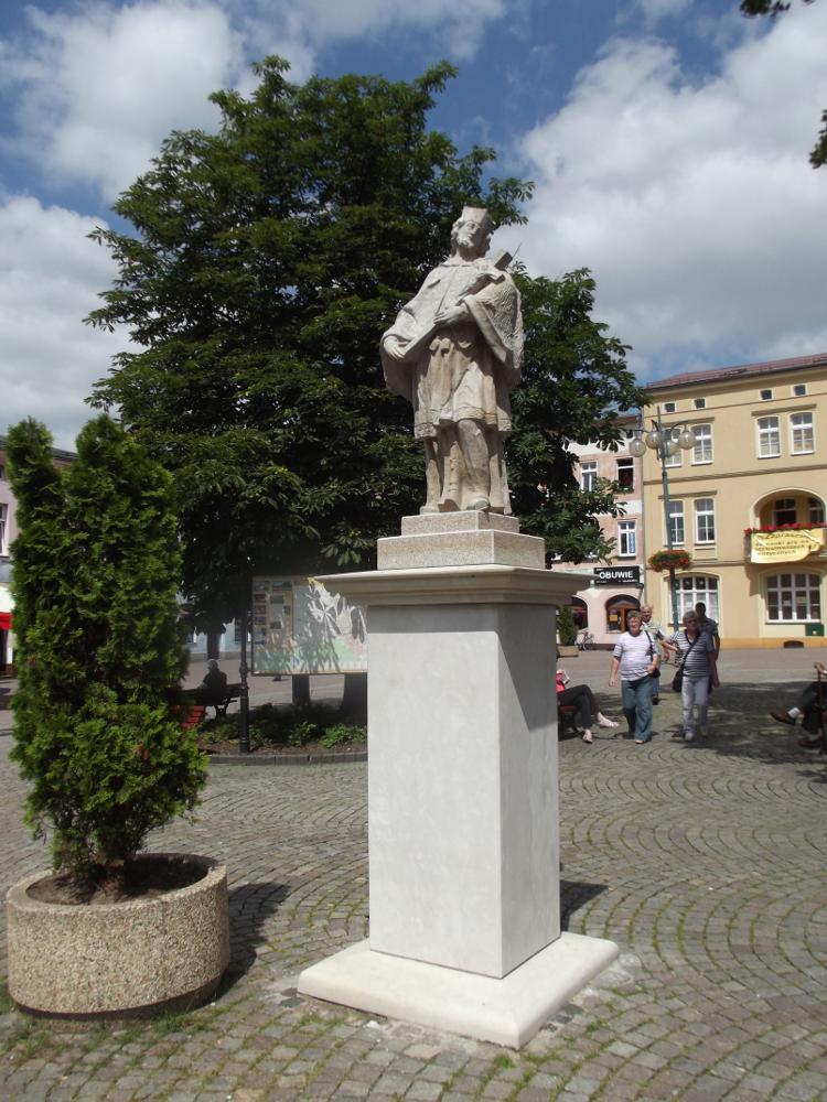 Renowacja rzeźby św. Nepomucena